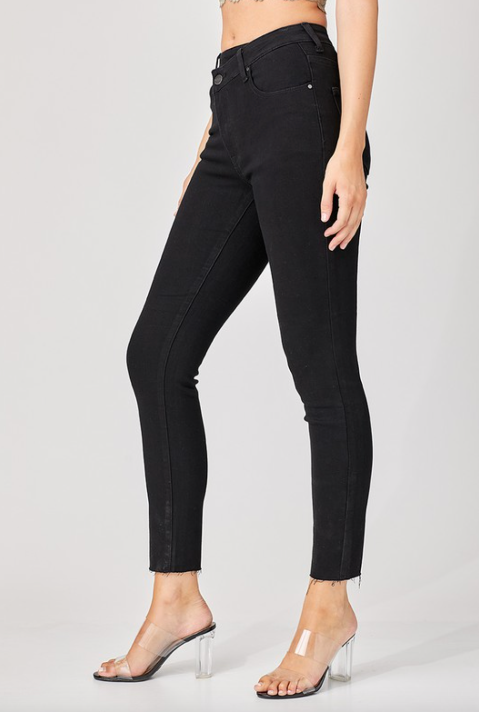 Midnight Crossover Risen Jeans