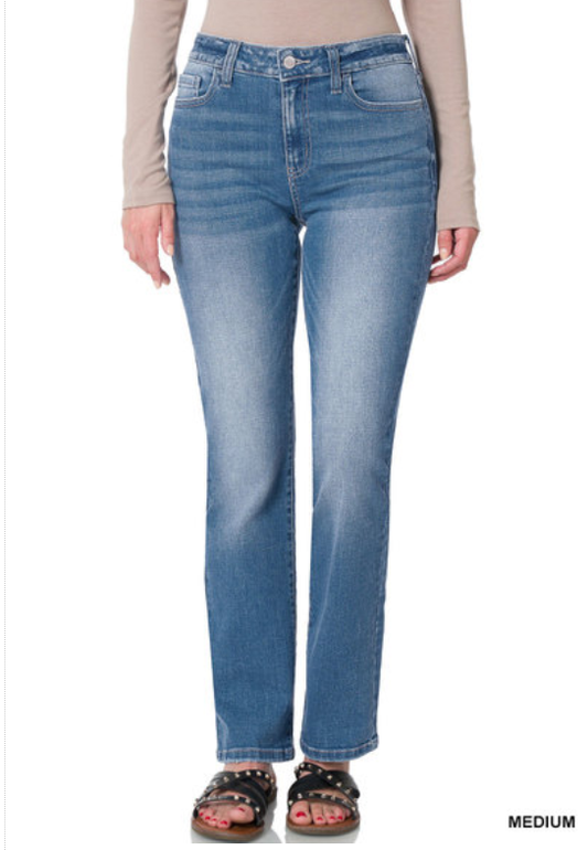 Sara Straight Jeans