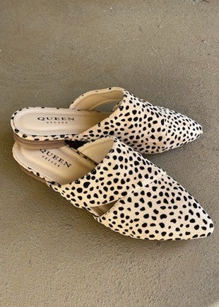 Gotta have it Mule Shoes