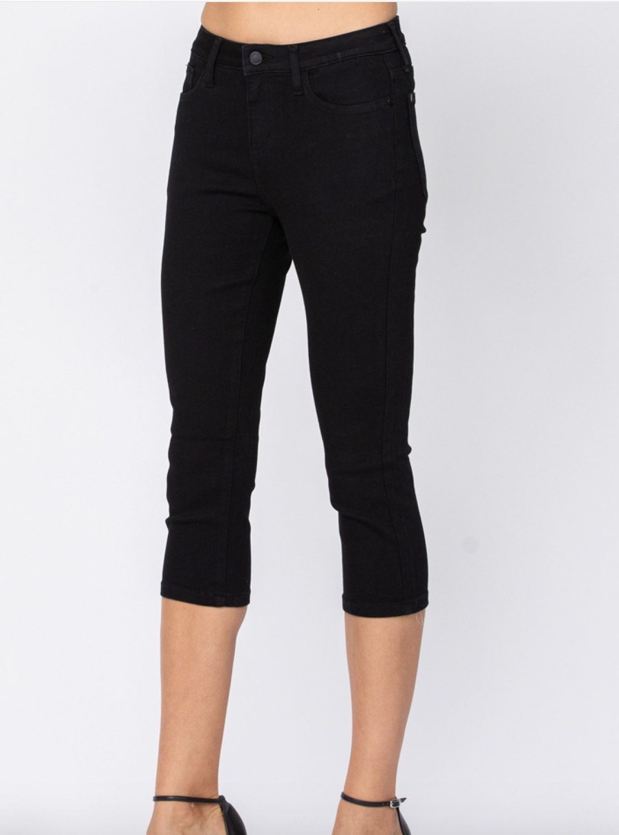 Lynn Capri Jean